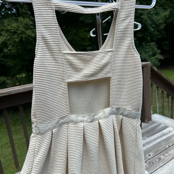 American Eagle - Picture 4 of 7